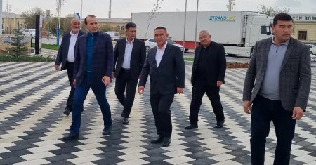 O'zbekiston Respublikasi Madaniyat vaziri Ozodbek Nazarbekov Qashqadaryo viloyati qo'g'irchoq teatriga tashrifi