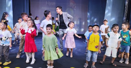 "1-Iyun Xalqaro bolalarkuni' munosabati bilan o'tkazilgan spektakl namoyishi