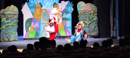 Teatrimizda joriy yilning 16-avgust kuni "Qichqir xo'roz" spektakli bo'lib o'tdi