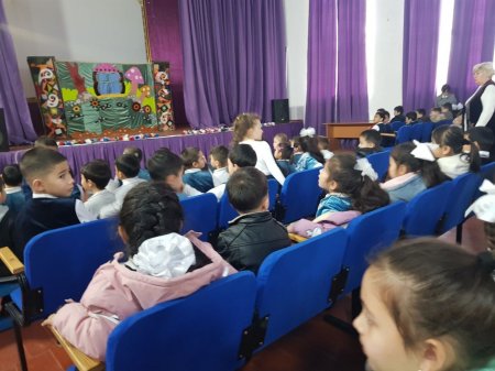 Teatrimiz ojodiy jamoasi Qozog'iston Respublikasida gastrol safarda