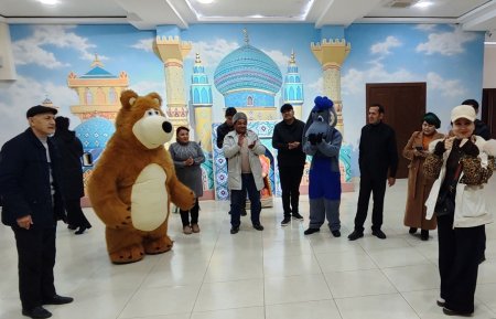 Samarqand viloyati qo'g'irchoq teatri Qashqadaryo viloyatida.