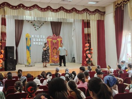 Teatrimiz ijodiy jamoasi Namangan viloyati Kosonsoy tumanida gastrol safarda