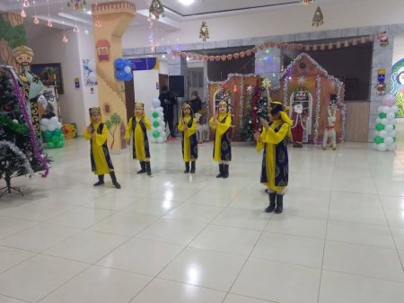 Qashqadaryo viloyati qo�g�irchoq teatrida Yangi yil shukuhi
