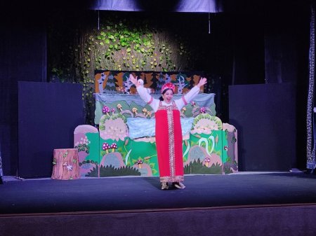 4-mart kuni Teatr sahnasida �Shumtaka g�ozcha� spektakli namoyish etildi